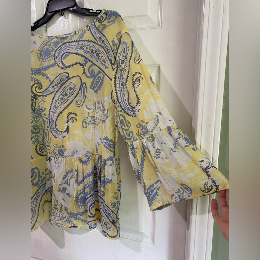 Unique Spectrum Blouse Women 1X Yellow Blue Paisley Button Front Babydoll Top - Picture 9 of 11